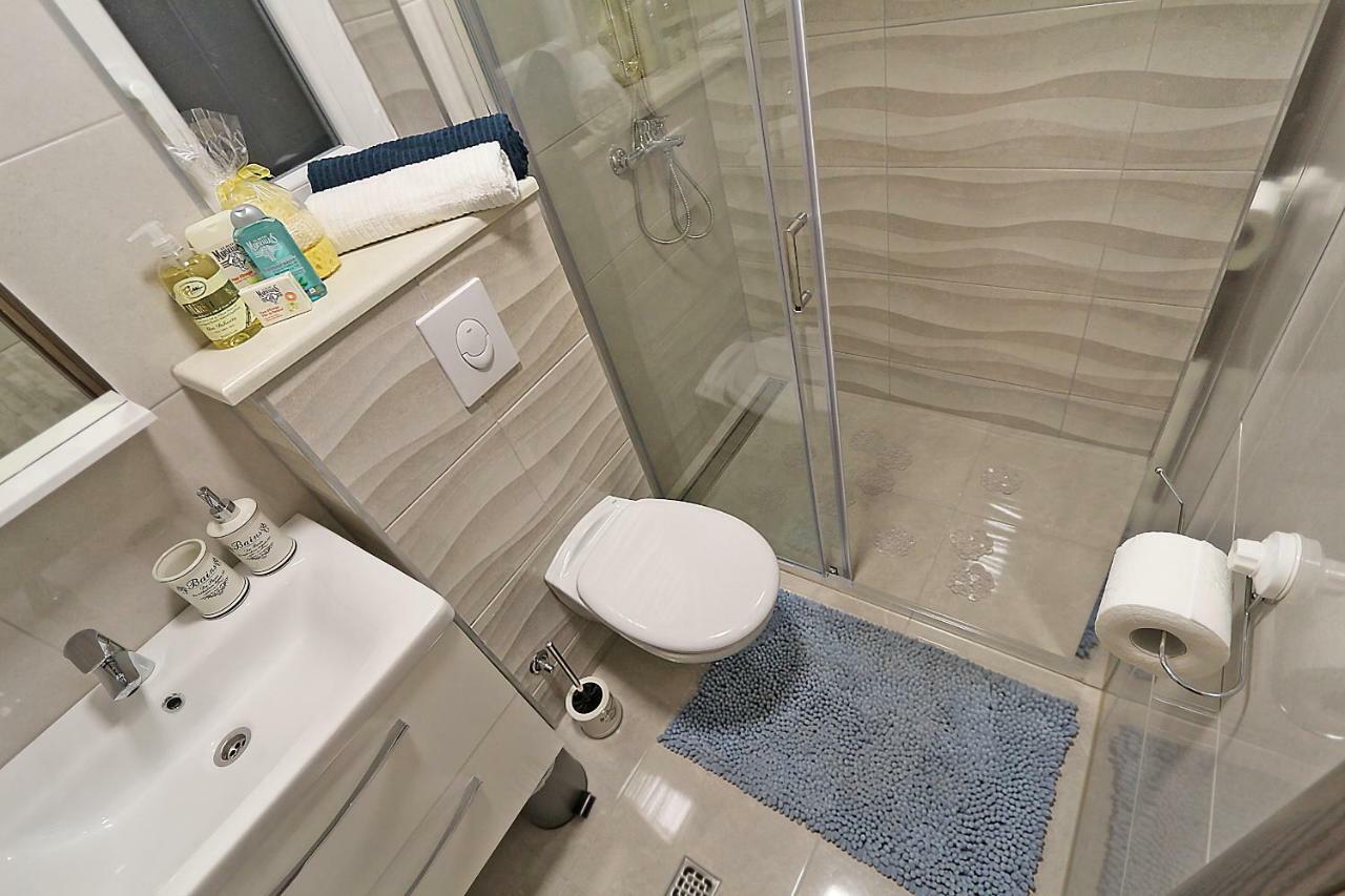 Modern Apartments Iva Макарска Екстериор снимка