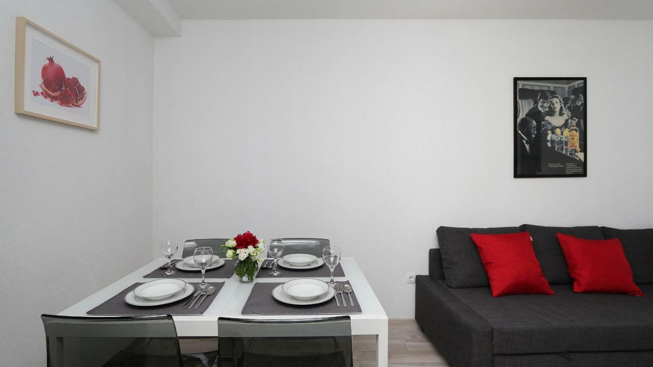 Modern Apartments Iva Макарска Екстериор снимка