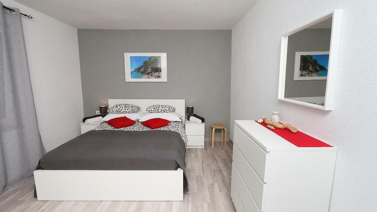 Modern Apartments Iva Макарска Екстериор снимка